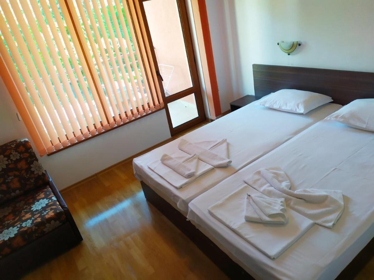Adri Guest House Nesebar Luaran gambar